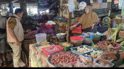 Satgas Pangan Polda Kalsel Pantau Harga Pokok Di Pasar Ahad Kertak Hanyar, Sejumlah Komoditas Masih Di Atas HET