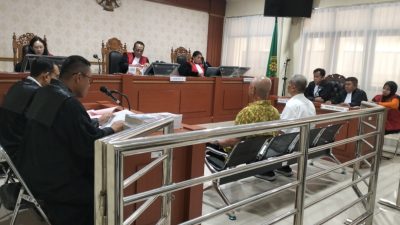 Penasehat Hukum : ” Kesaksian Komisaris dan Auditor Internal PT.PLJ Tidak Bernilai Sebagai Alat Bukti Sah “