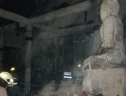 47 Personel Damkar Dikerahkan Padamkan Kebakaran Vihara di Cilincing, 130 KK Selamat