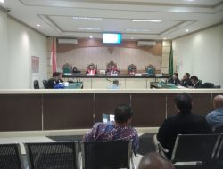 Sampaikan Eksepsi, Kuasa Hukum Terdakwa Korupsi Dana Perumda Jaya Persada Tabalong Nilai Dakwaan Batal Demi Hukum