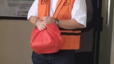 Kasus OTT KPK di HSU Terkait Dugaan Pemerasan Sebesar Rp. 894 Juta, Eks Kajari HSU dan Dua Kasi Jalani Sidang Perdana Di Pengadilan Tipikor Banjarmasin