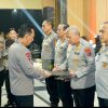 Kapolda Kalsel Terima Penghargaan Kapolda Terbaik Dari Kapolri Pada Rakernis Logistik 2026