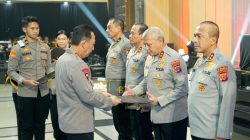 Kapolda Kalsel Terima Penghargaan Kapolda Terbaik Dari Kapolri Pada Rakernis Logistik 2026