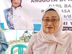Respon Keluhan Warga Sungai Andai: Erni Yusnita Komitmen Benahi Pengelolaan Sampah dan Penyaluran Bansos