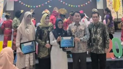 Dua SD Asal Banjarmasin Menjadi Motor Penggerak Kebiasaan Menyimpan Uang di Bank Kalsel